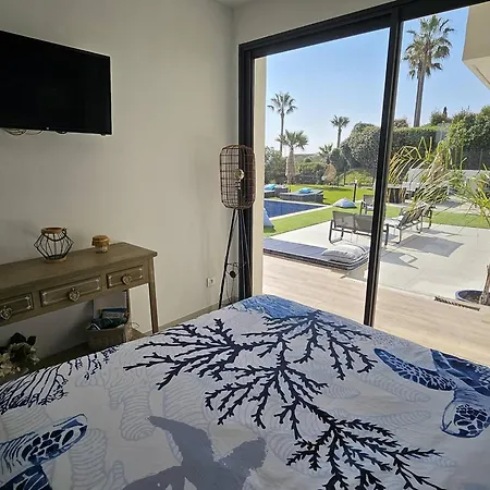 Villa Contemporaine Aux Issambres - Fr-1-768-118