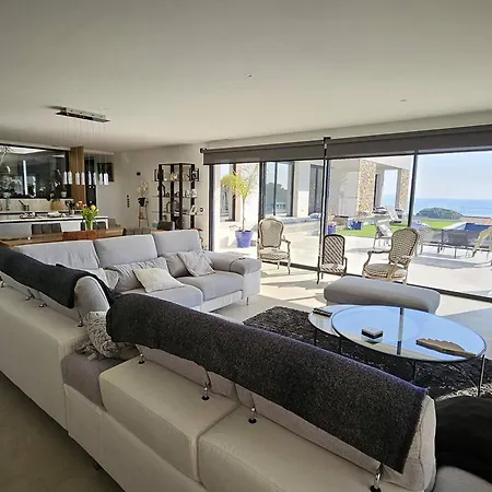 Villa Contemporaine Aux Issambres - Fr-1-768-118